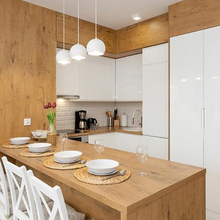 Jantar Apartamenty - Osiedle Bursztynowe II Kolobrzeg Ngoại thất bức ảnh